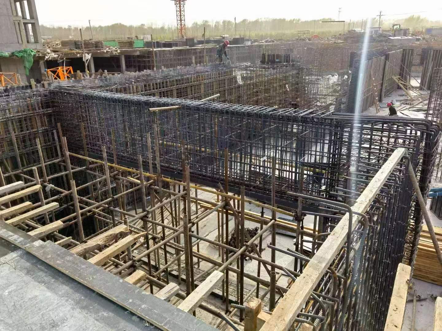 怒江建筑基础筏板施工时混凝土有哪些常见问题?